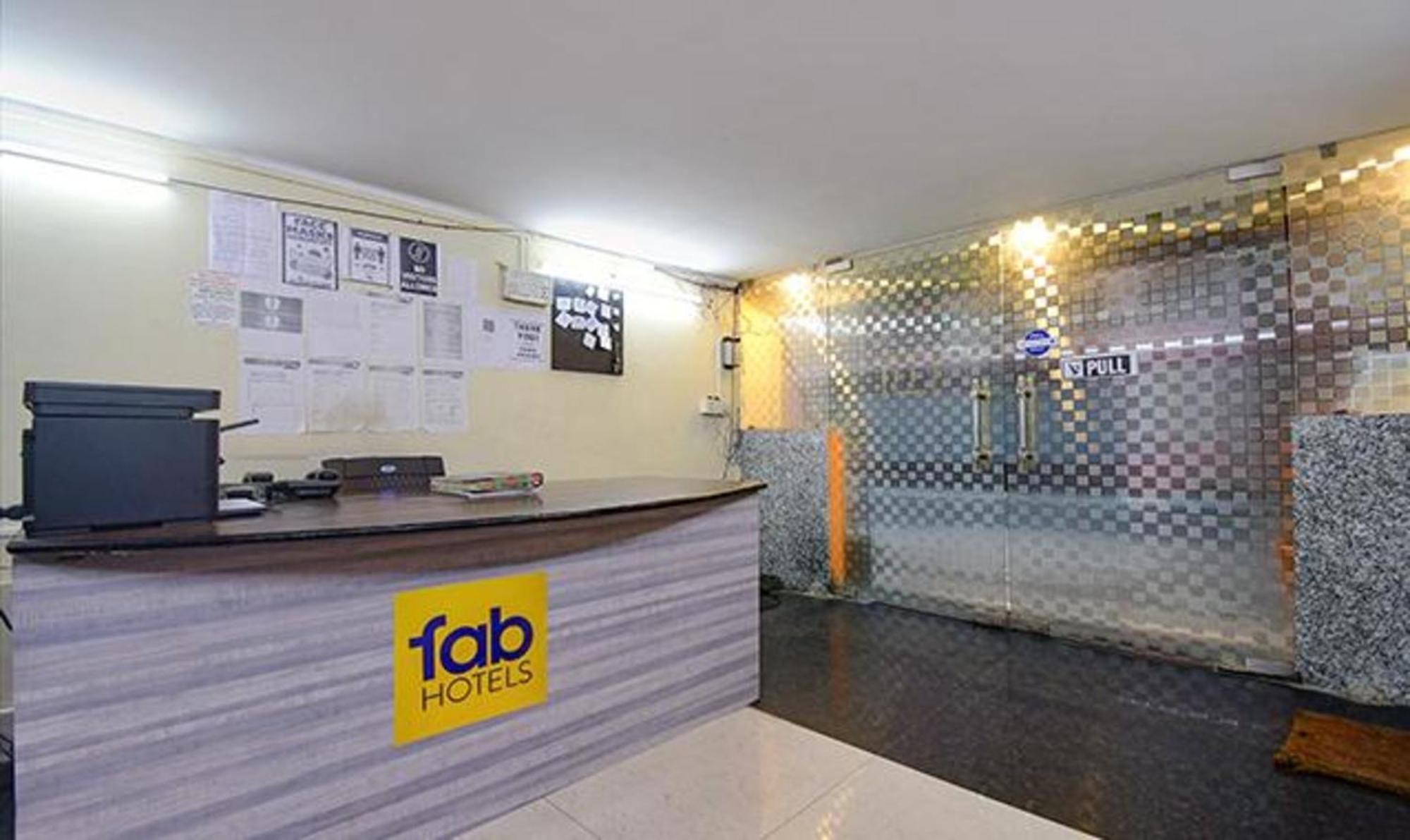 Fabexpress Golden Imperial - Nr Gariyahat Market Kolkata Exterior photo
